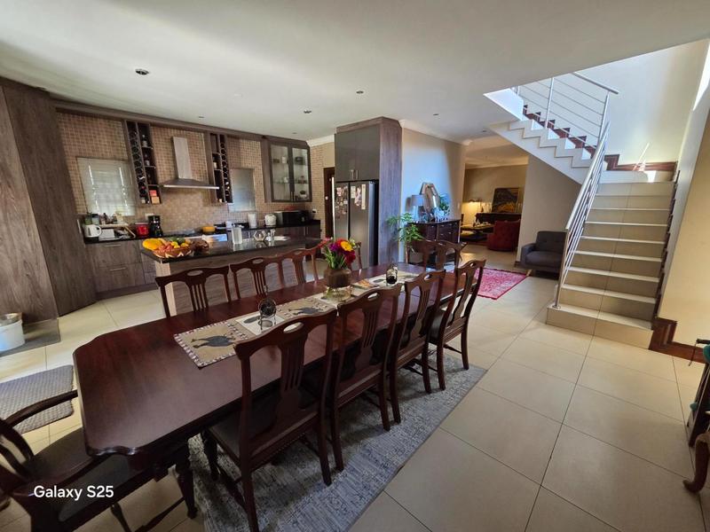 To Let 4 Bedroom Property for Rent in Waterkloof Ridge Gauteng