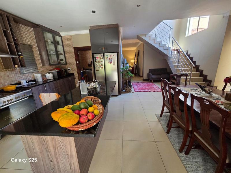 To Let 4 Bedroom Property for Rent in Waterkloof Ridge Gauteng