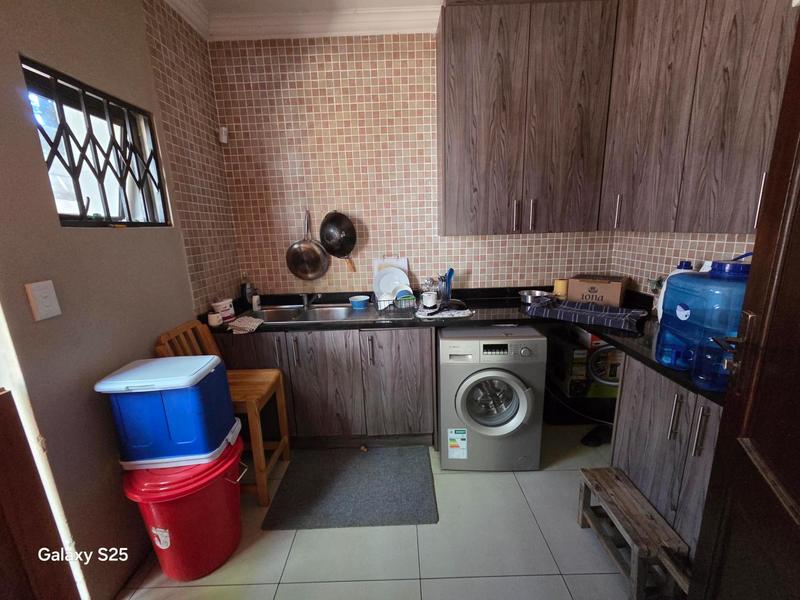 To Let 4 Bedroom Property for Rent in Waterkloof Ridge Gauteng