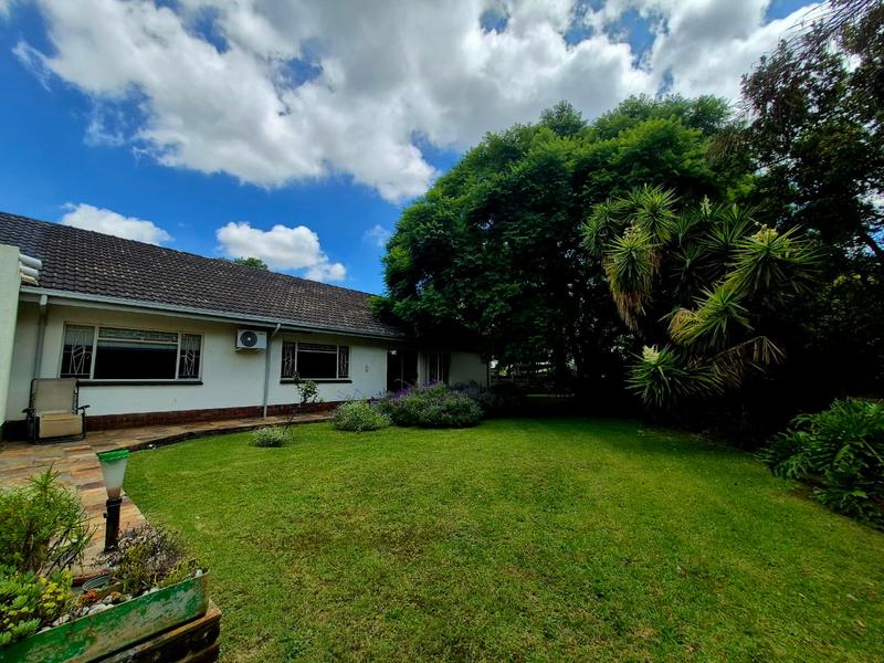 5 Bedroom Property for Sale in Lyttelton Gauteng