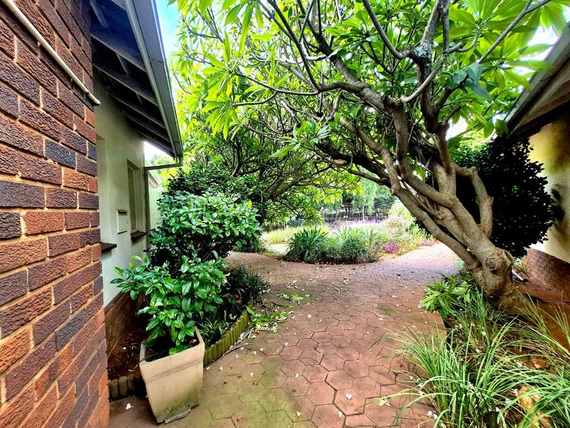 5 Bedroom Property for Sale in Lyttelton Gauteng