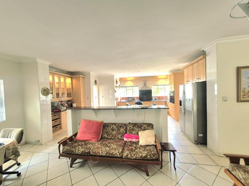 5 Bedroom Property for Sale in Lyttelton Gauteng