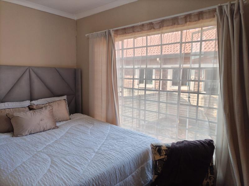 2 Bedroom Property for Sale in The Orchards Gauteng