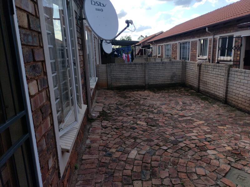 2 Bedroom Property for Sale in The Orchards Gauteng