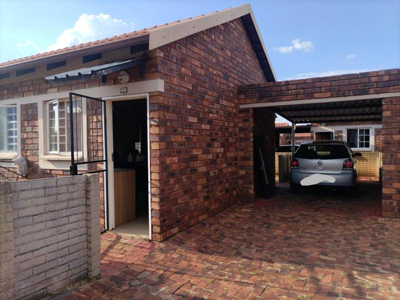 2 Bedroom Property for Sale in The Orchards Gauteng