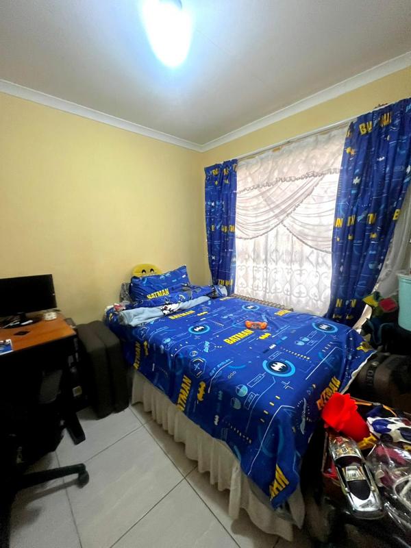 2 Bedroom Property for Sale in Fleurhof Gauteng