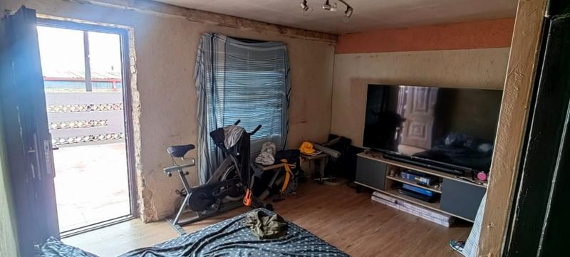 To Let 2 Bedroom Property for Rent in Meadowlands Gauteng