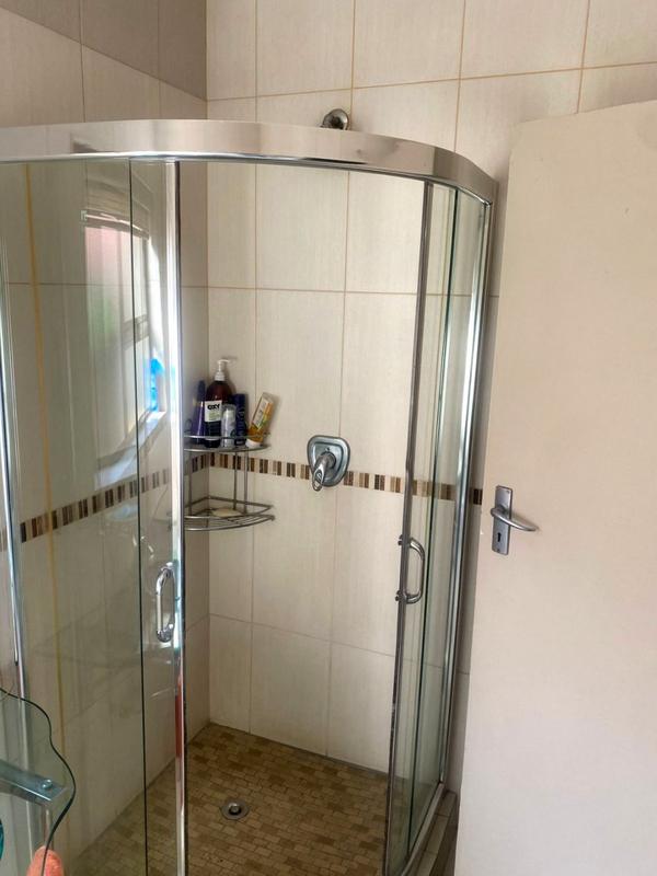 5 Bedroom Property for Sale in Eldorado Park Gauteng