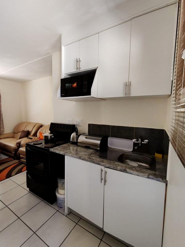 2 Bedroom Property for Sale in Fleurhof Gauteng