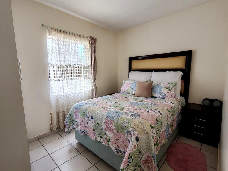 2 Bedroom Property for Sale in Fleurhof Gauteng