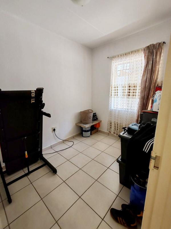 2 Bedroom Property for Sale in Fleurhof Gauteng