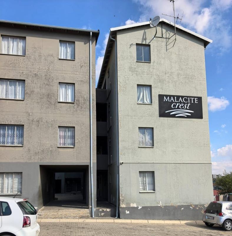 2 Bedroom Property for Sale in Fleurhof Gauteng
