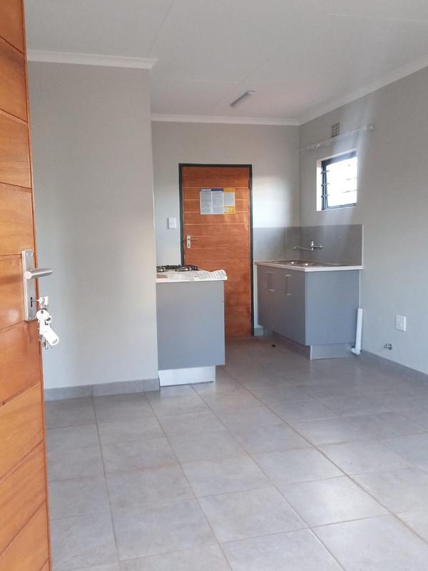 2 Bedroom Property for Sale in Protea Glen Gauteng