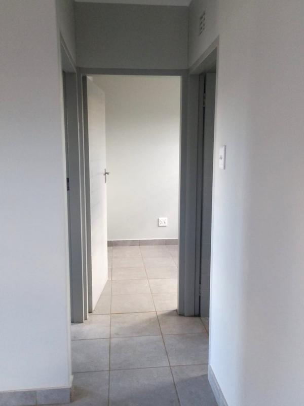 2 Bedroom Property for Sale in Protea Glen Gauteng