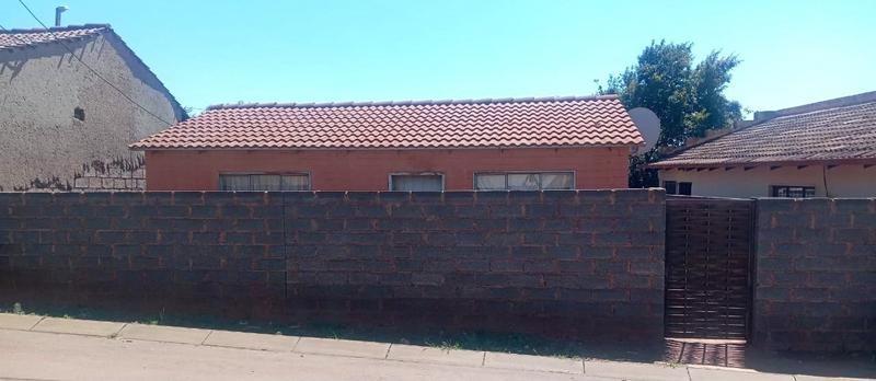 2 Bedroom Property for Sale in Rietvallei Gauteng