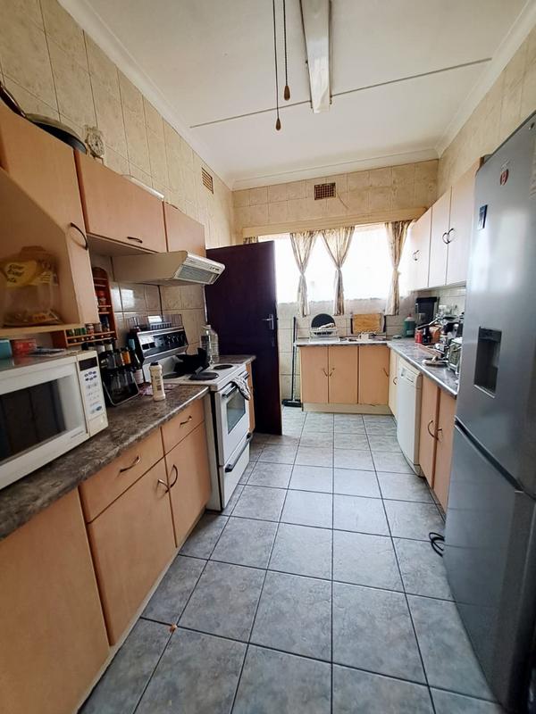 6 Bedroom Property for Sale in Elsburg Gauteng