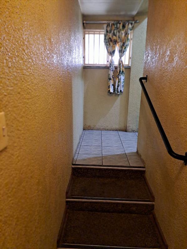 6 Bedroom Property for Sale in Elsburg Gauteng