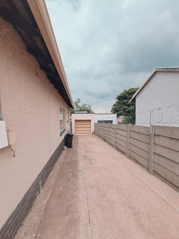 6 Bedroom Property for Sale in Elsburg Gauteng