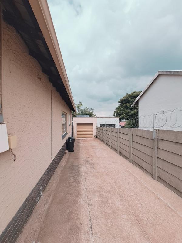 6 Bedroom Property for Sale in Elsburg Gauteng