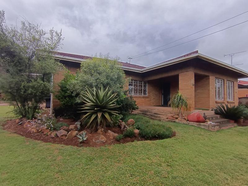 4 Bedroom Property for Sale in Solheim Gauteng