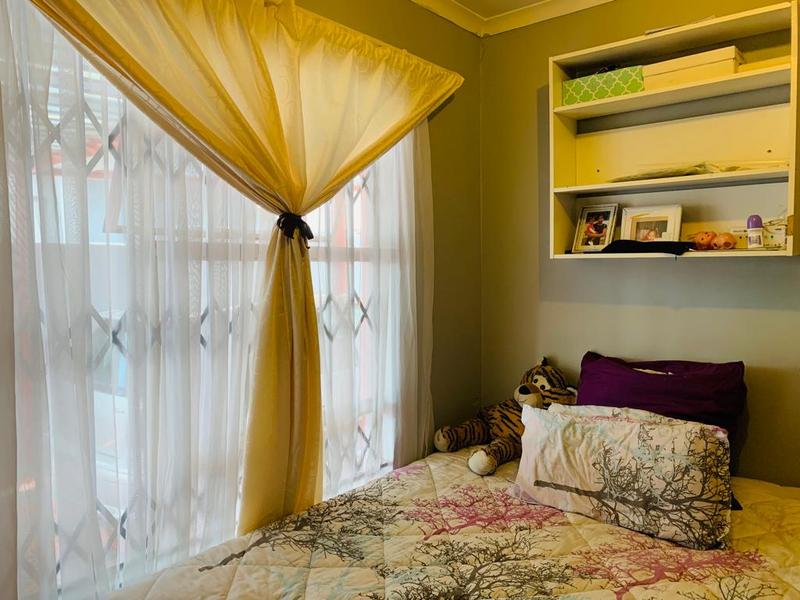 To Let 3 Bedroom Property for Rent in Fleurhof Gauteng