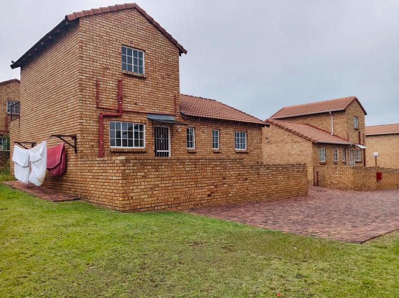 3 Bedroom Property for Sale in Groblerpark Gauteng
