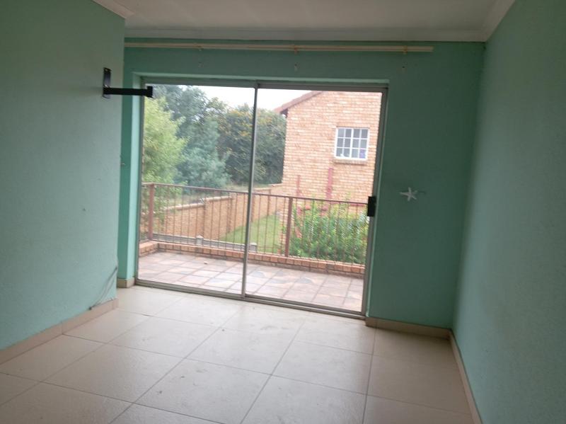 3 Bedroom Property for Sale in Groblerpark Gauteng