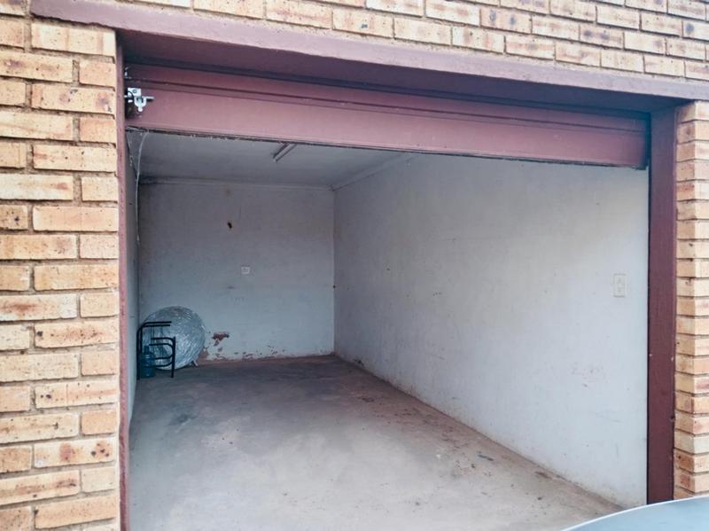 3 Bedroom Property for Sale in Groblerpark Gauteng