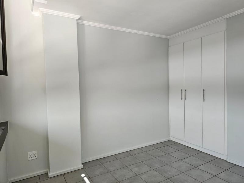 2 Bedroom Property for Sale in Florida Gauteng