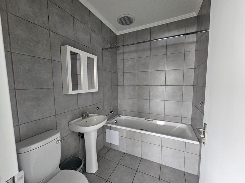 2 Bedroom Property for Sale in Florida Gauteng