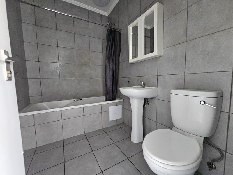 2 Bedroom Property for Sale in Florida Gauteng