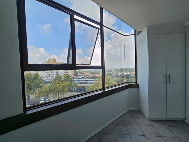 2 Bedroom Property for Sale in Florida Gauteng