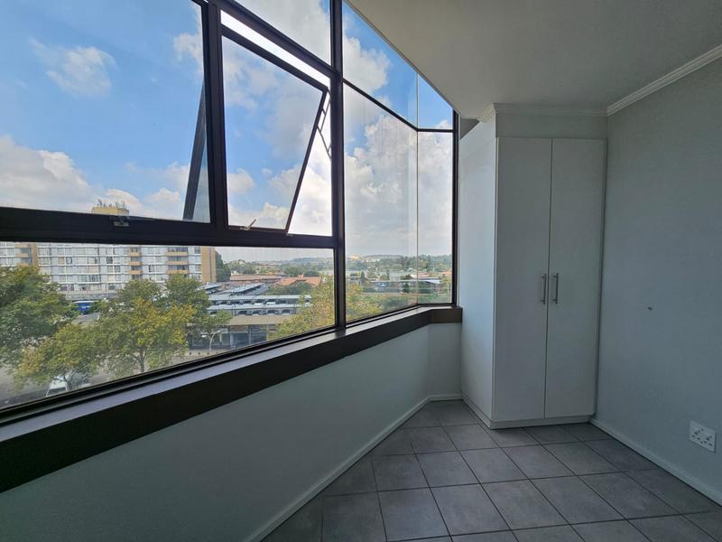 2 Bedroom Property for Sale in Florida Gauteng