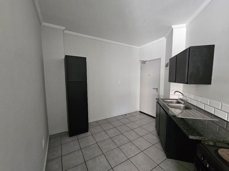 2 Bedroom Property for Sale in Florida Gauteng