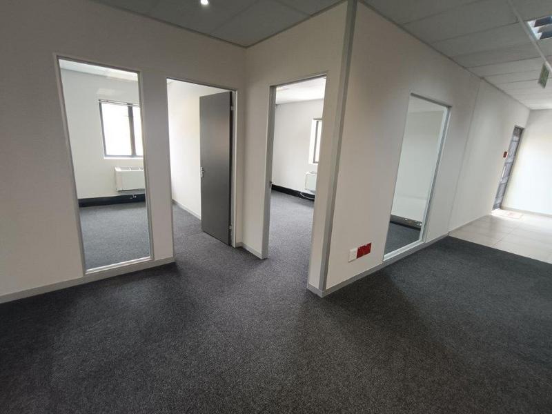 To Let commercial Property for Rent in Strubensvallei Gauteng