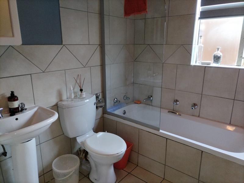 2 Bedroom Property for Sale in Clarina Gauteng
