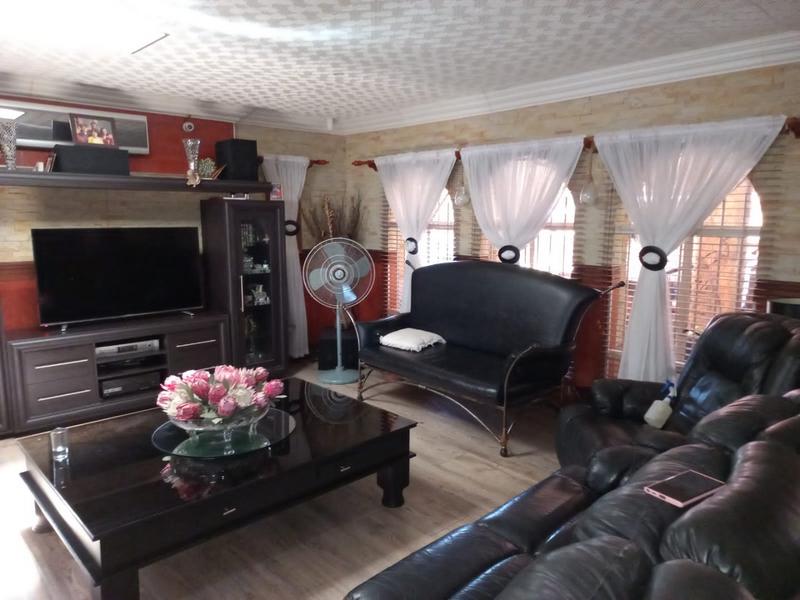 4 Bedroom Property for Sale in Claremont Gauteng