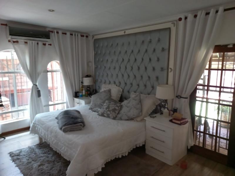 4 Bedroom Property for Sale in Claremont Gauteng