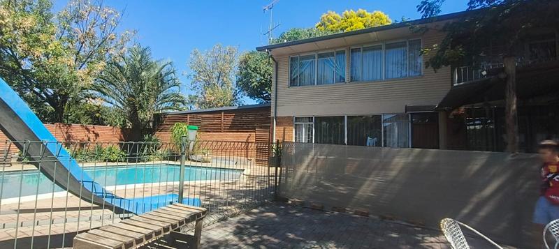 5 Bedroom Property for Sale in Pretoria Gardens Gauteng