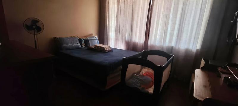 5 Bedroom Property for Sale in Pretoria Gardens Gauteng