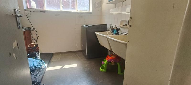 5 Bedroom Property for Sale in Pretoria Gardens Gauteng