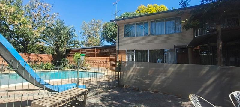 5 Bedroom Property for Sale in Pretoria Gardens Gauteng