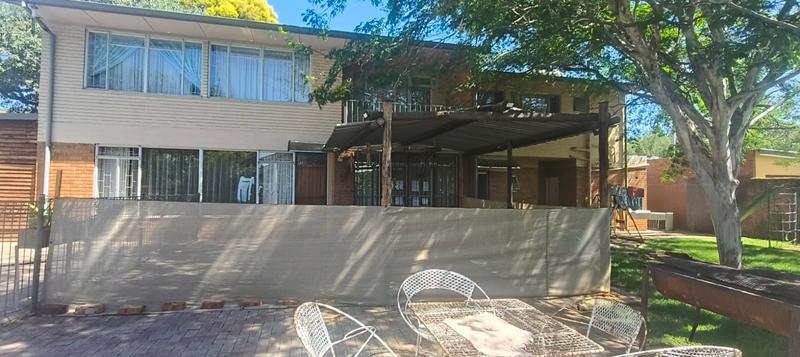 5 Bedroom Property for Sale in Pretoria Gardens Gauteng