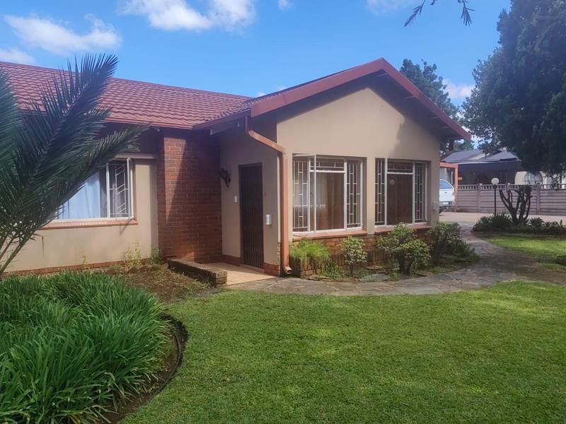 4 Bedroom Property for Sale in Valhalla Gauteng
