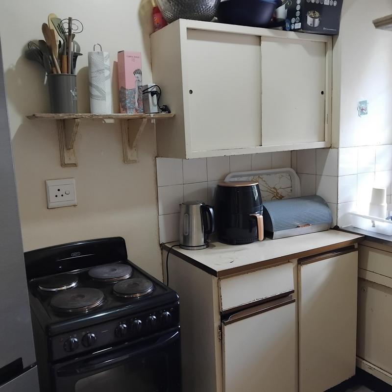 To Let 1 Bedroom Property for Rent in Sunnyside Gauteng