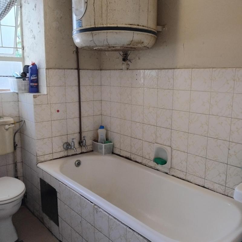 To Let 1 Bedroom Property for Rent in Sunnyside Gauteng
