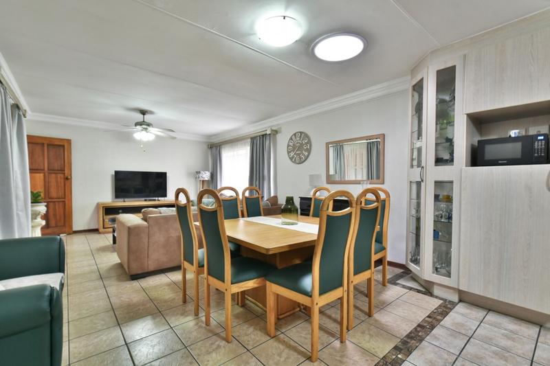 2 Bedroom Property for Sale in New Redruth Gauteng