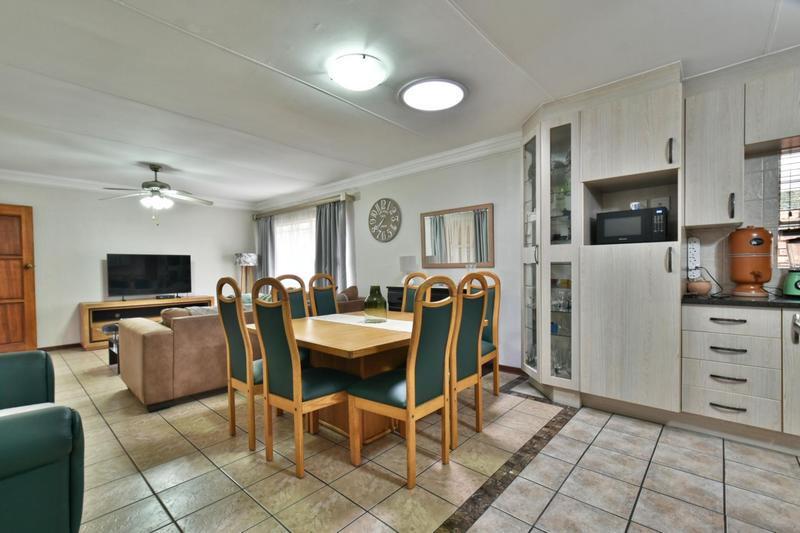 2 Bedroom Property for Sale in New Redruth Gauteng