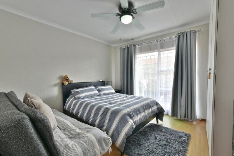 2 Bedroom Property for Sale in New Redruth Gauteng