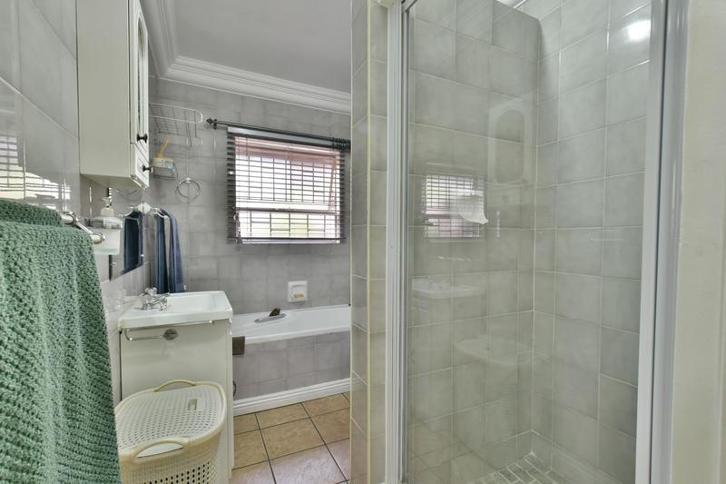 2 Bedroom Property for Sale in New Redruth Gauteng